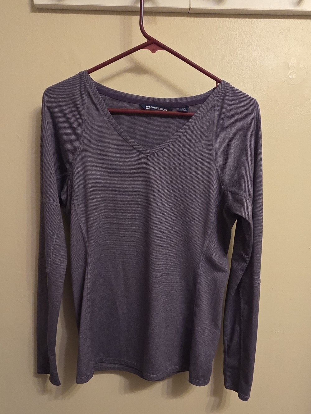 Cutter & Buck XS Purple Micro Stripe V-Neck Preppy Activewear Shirt Golf Workout
